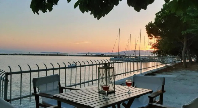 Апартаменты c 1 комнатой Melia studio 2 seafront apartment