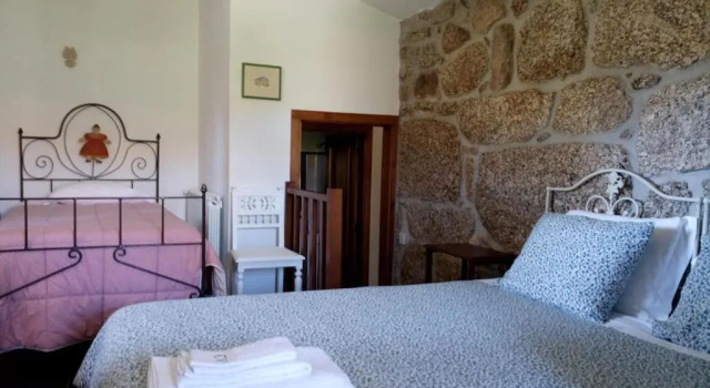 Коттедж Casas do Eido e Casa da Viúva