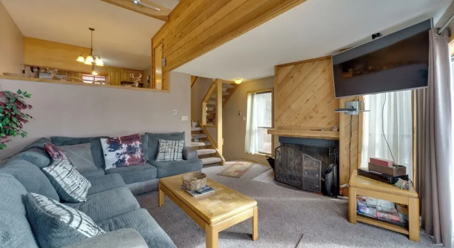 Апартаменты Walk to Lifts: Ski-in/ski-out Angel Fire Condo