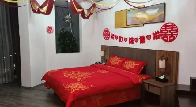 Люкс Homeinn Selected Hotel (Huailai County Government)