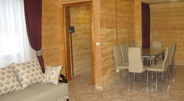 Schale Centoriya, Prenota Hotel Hotel a Ivano-Frankovsk con parcheggio, Parcheggio