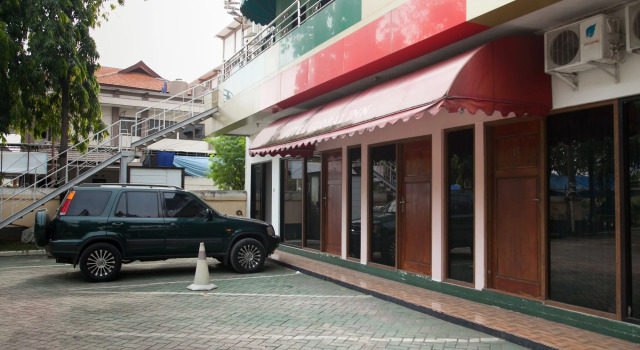 Hotel O Sidoarjo Near Juanda International Airport, Book Hotel Hotels in Sedati with Parking, Parking