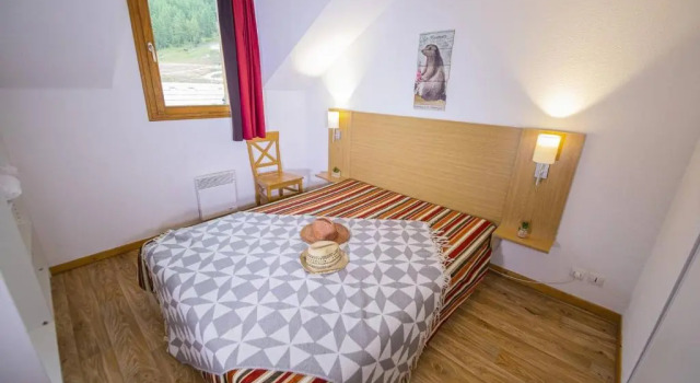 Agence des Orres - Les Chalets de Bois Méan bât A - BMA302, Забронировать Шале Виллы Овернь-Рона-Альпы, Вилла
