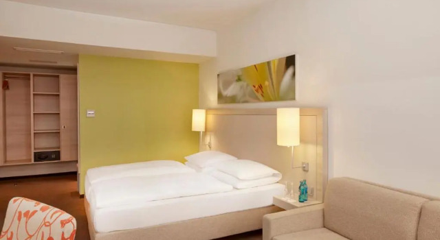 Семейный номер Standard H+ Hotel München