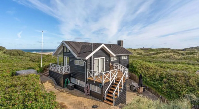 "Ejvind" - 100m from the sea in NW Jutland
