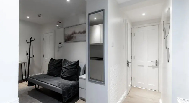 Gloucester Place Studios, Забронировать Отель Отели Лондона с парковкой, рядом с Бейкер стрит, Парковка