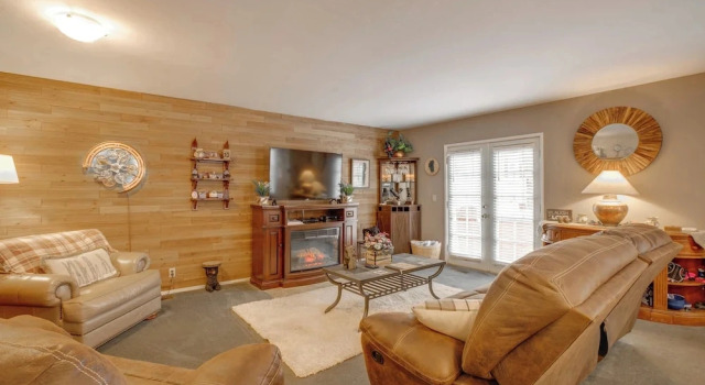 Hot Tub, 1 Mi to Beach: South Lake Tahoe Home!