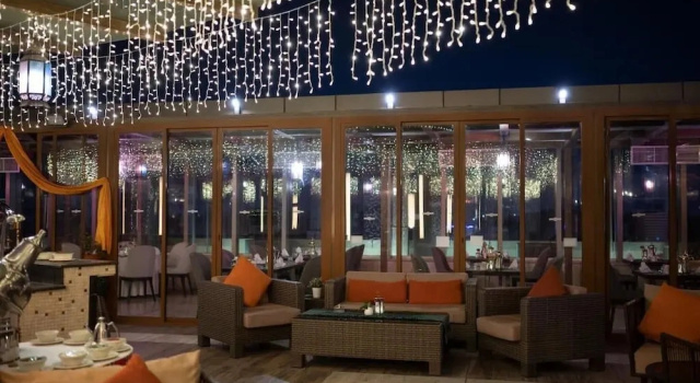 Четырёхместный номер Superior Paradise Elite Hotel Al-Tahlia Jeddah