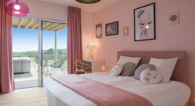 Полулюкс с балконом Hôtel Omnubo Collection