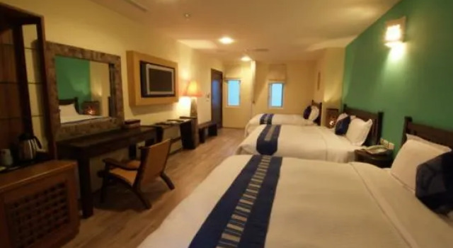 Семейный номер Standard Seasons Bali Fashion Inn