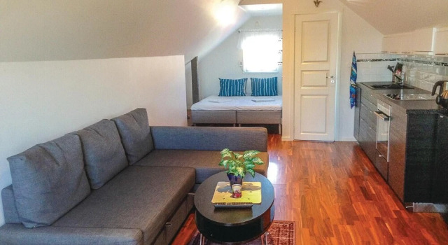 Stunning Apartment in Klintehamn With Wifi, Rezervați Apartament Hoteluri în Klintehamn cu parcare, Parcare