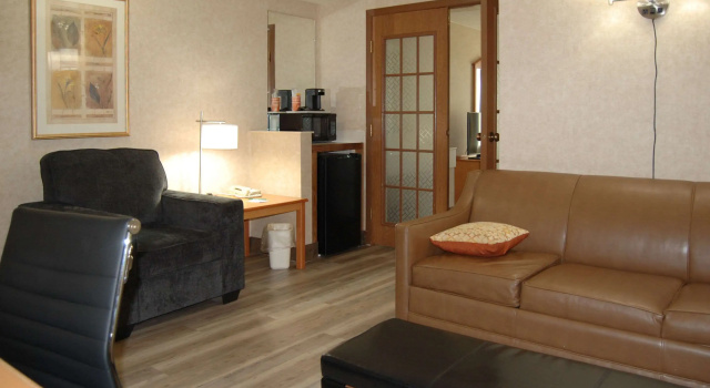Двухместный люкс Quality Inn Homestead Park