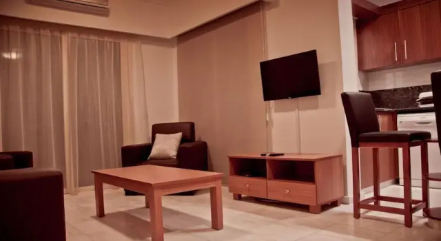 Galatia Executive Suites, Prenota Hotel Aradippou Larnaca Region