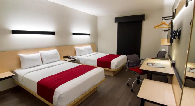 Четырёхместный номер Standard City Express Plus by Marriott Ciudad de México Mundo E