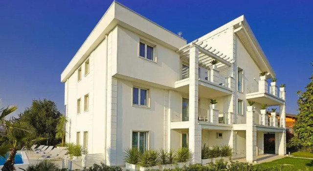 Villa Bianca Luxury Apartments, Забронировать Апартаменты/квартира Лонато-дель-Гарда озеро Гарда