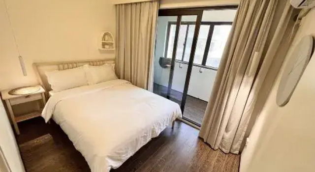 Люкс Premier Shanghai Zhifousu All Suite Apartment