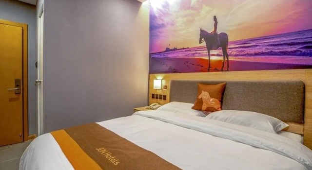 Jun Hotel Shaanxi Xi'an Baqiao District Tangdu Hospital South Gate