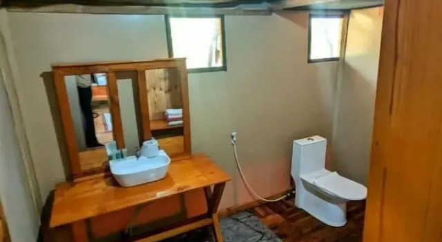 Double G Safaris and Camp Mikumi, Book Bed and Breakfast Hotels in Mikumi with Breakfast, Breakfasts