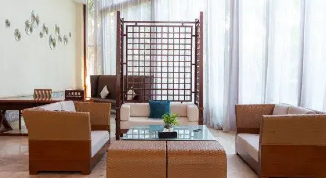 Banling Hot Spring Center, Book Hotel Lizhigou Hainan