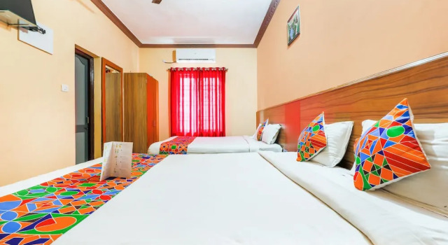 Номер Standard FabHotel City Comforts Inn
