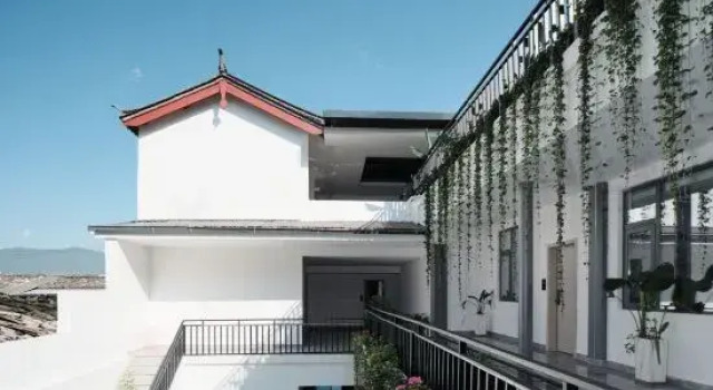 Chenfeng Yijing Smart Hotel (Lijiang Gucheng Beimenpo)