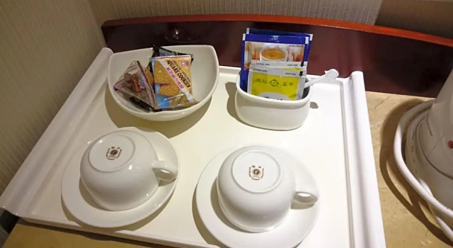 Номер Classic MRT Hotel