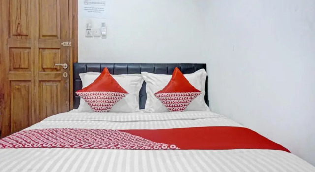 Двухместный номер Standard House Of Livina Mitra RedDoorz
