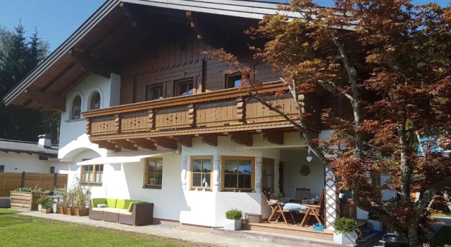 Appartement Thunhart Wilfried&Elisabeth, Rezerwuj Apartament Hotele w Salzburg z parkingiem, Parking