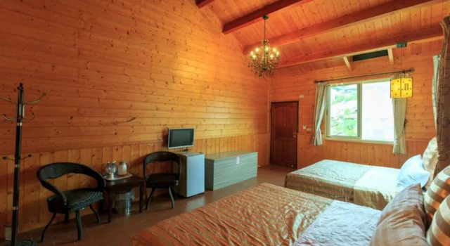 Chalet The Deer Resort
