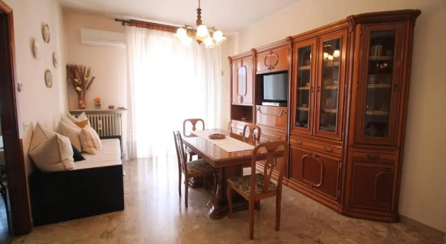 Da Nonna Rita, Book Hotel Vigevano Lombardiet