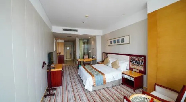 Люкс Solar Valley Micro-E International Hotel