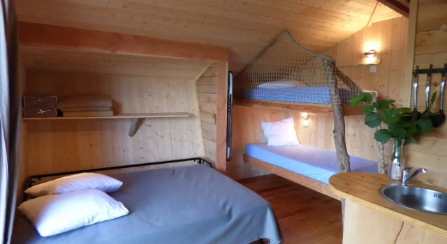 Cabanes et Lodges du Belvedere, Prenota Casa vacanze Serrières-sur-Ain 