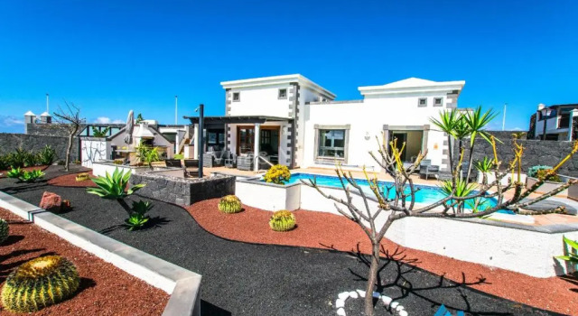 Вилла Casa Bonita - LH144 By Villas Now Ltd