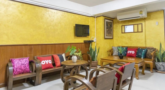 OYO 736 Green Poshtel