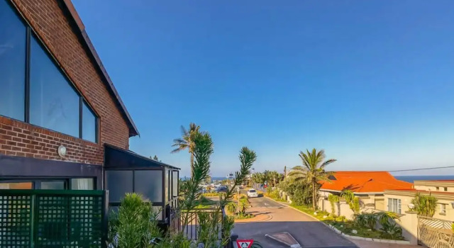 Апартаменты Ballito Bay Holiday Apartment