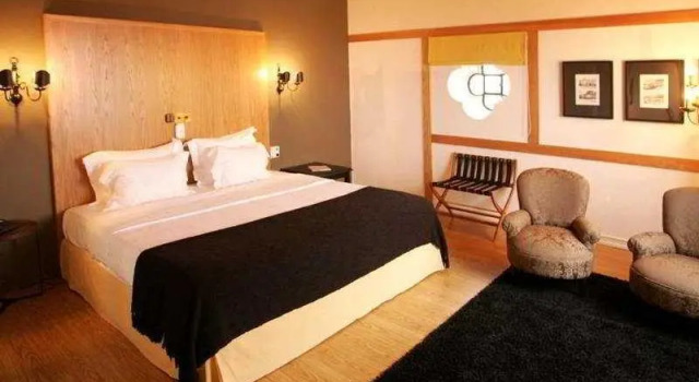 Номер Standard с балконом B&B HOTEL Sado Setúbal