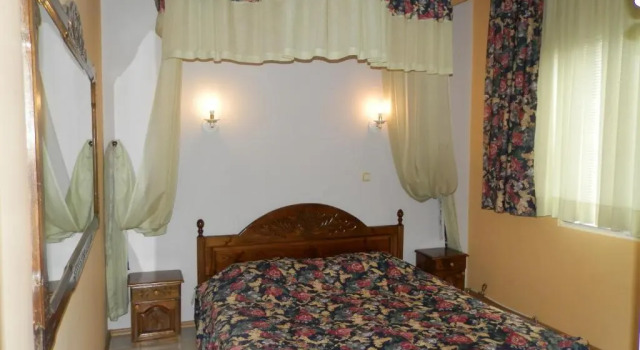 Полулюкс с красивым видом из окна Elena Hotel