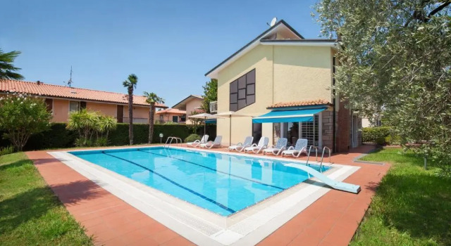 Вилла Villa Rose With Pool