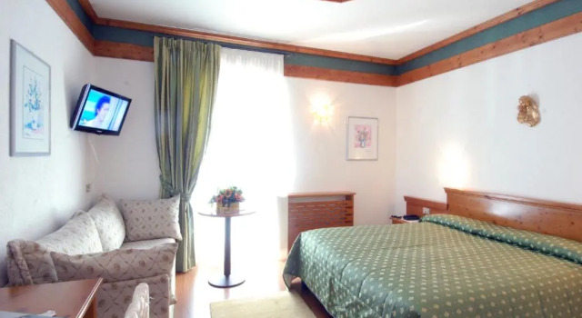 Двухместный номер Comfort G. Hotel Des Alpes (Classic