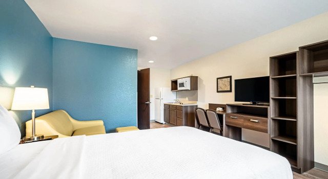Номер Standard WoodSpring Suites Naples East