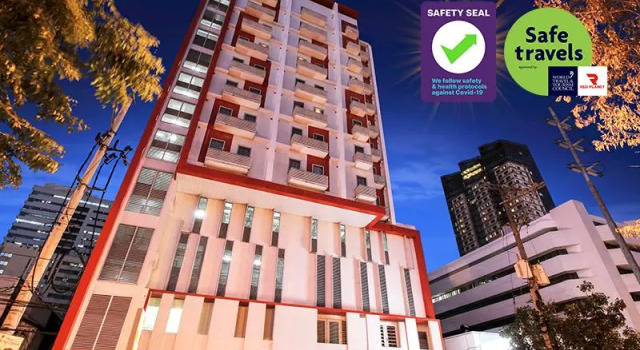Трёхместный номер Standard Red Planet Ortigas