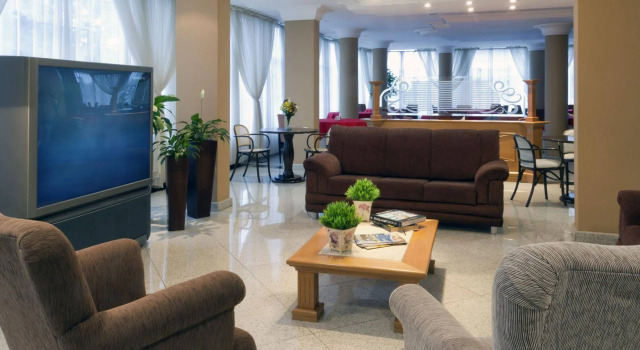 Grande Hotel Guarapuava, Забронировать Отель Отели в центре Гуарапуава, в центре