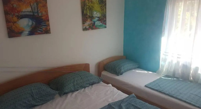 Vinogradine Holiday home, Забронировать Отель Отели Благадж с бассейном, Бассейн