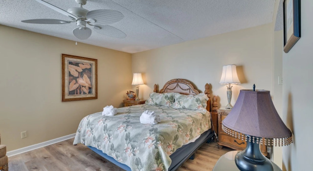 Oceanfront Myrtle Beach Condo w/ Outdoor Pool, Забронировать Апартаменты/квартира Апартаменты Южной Каролины, Апартаменты/квартира