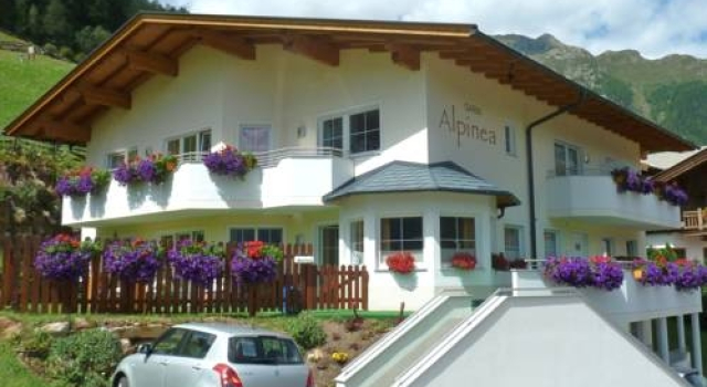 Garni Alpinea, Rezerwuj Hotel Hotele w Tyrol ze śniadaniem, Śniadanie