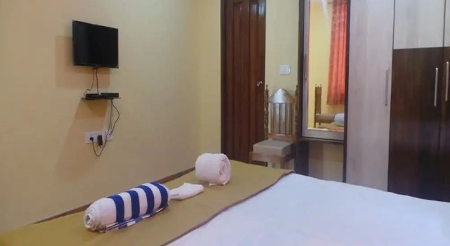 Room Maangta 331 - Colva Goa, Rezervovat Hotel Hotely v Verem s bazénem, Bazén