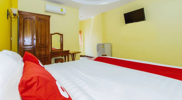 Dao Krajang by OYO Rooms, Rezervovat Hotel Hotely v Petchaburi s parkováním, Parkování