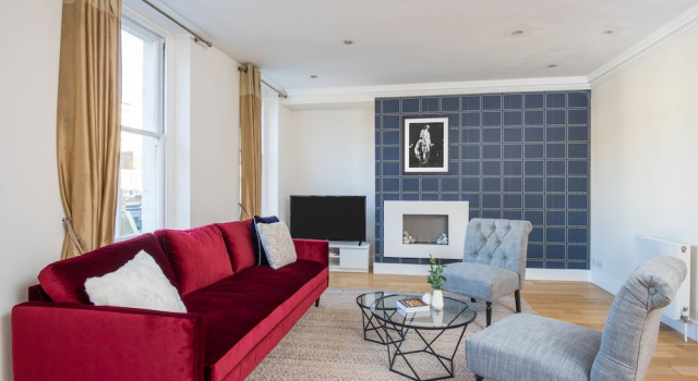 Bright Mayfair Suites by Sonder