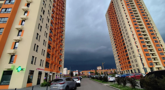Apartments on 65 let Pobedy street 6, Prenota Appartamento Hotel a Central Russia con parcheggio, Parcheggio