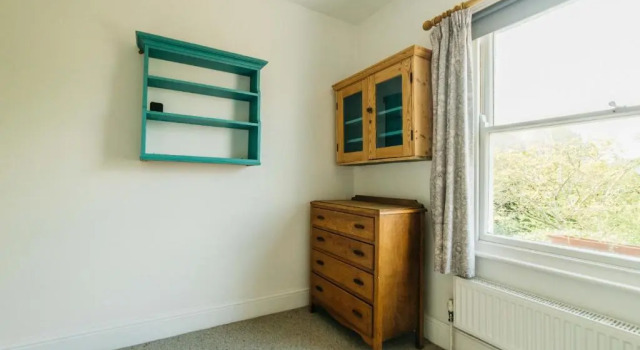 Stylish & Spacious Victorian Home in Trendy Suburb, Забронировать Отель Отели Бристоля с парковкой, рядом с Gloucestershire County Cricket Club, Парковка